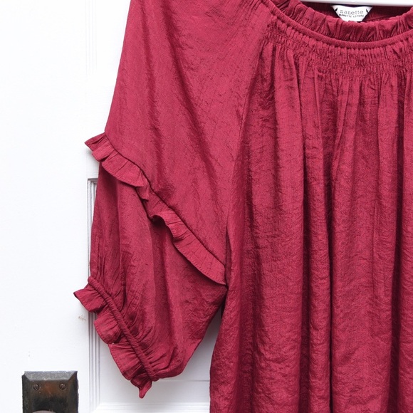 Nanette Lepore women’s red blouse with ruffle detail on sleeve size L - Picture 7 of 8